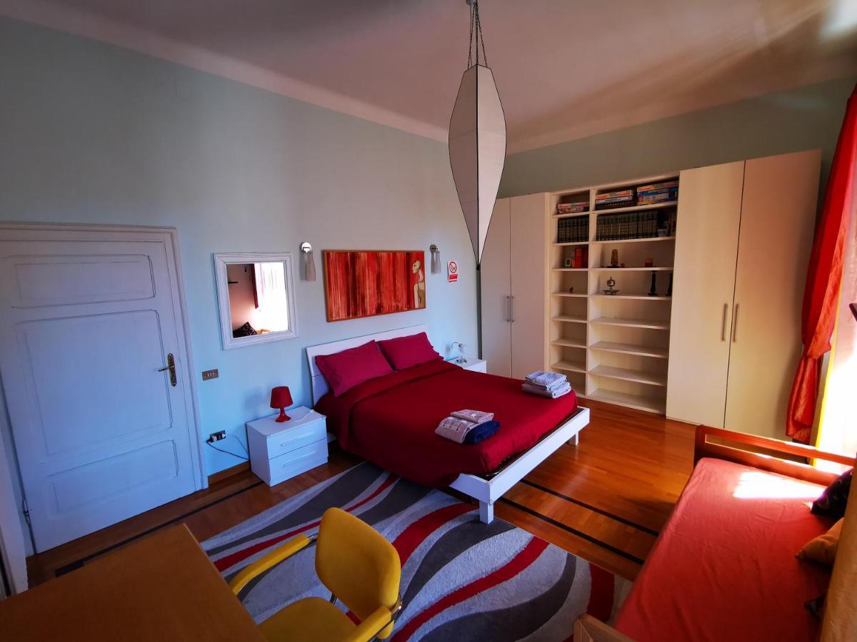 Liberty House Hotel Фолиньо Екстериор снимка