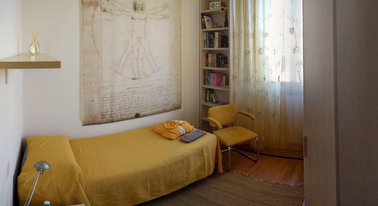 Liberty House Hotel Фолиньо Екстериор снимка